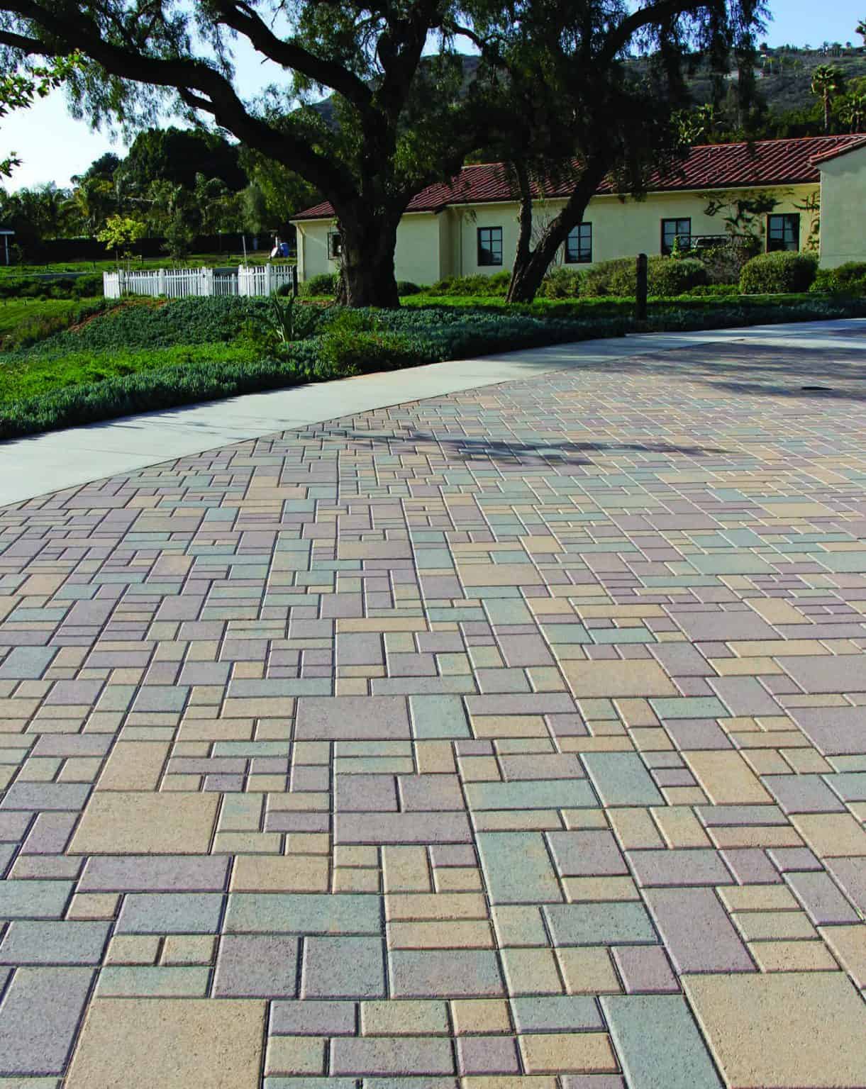 Concrete Pavers_AckerStone_AZ_Combo Classic and 12 x 12 in Charcoal Brown Buff TM_Page_128_Image_0001