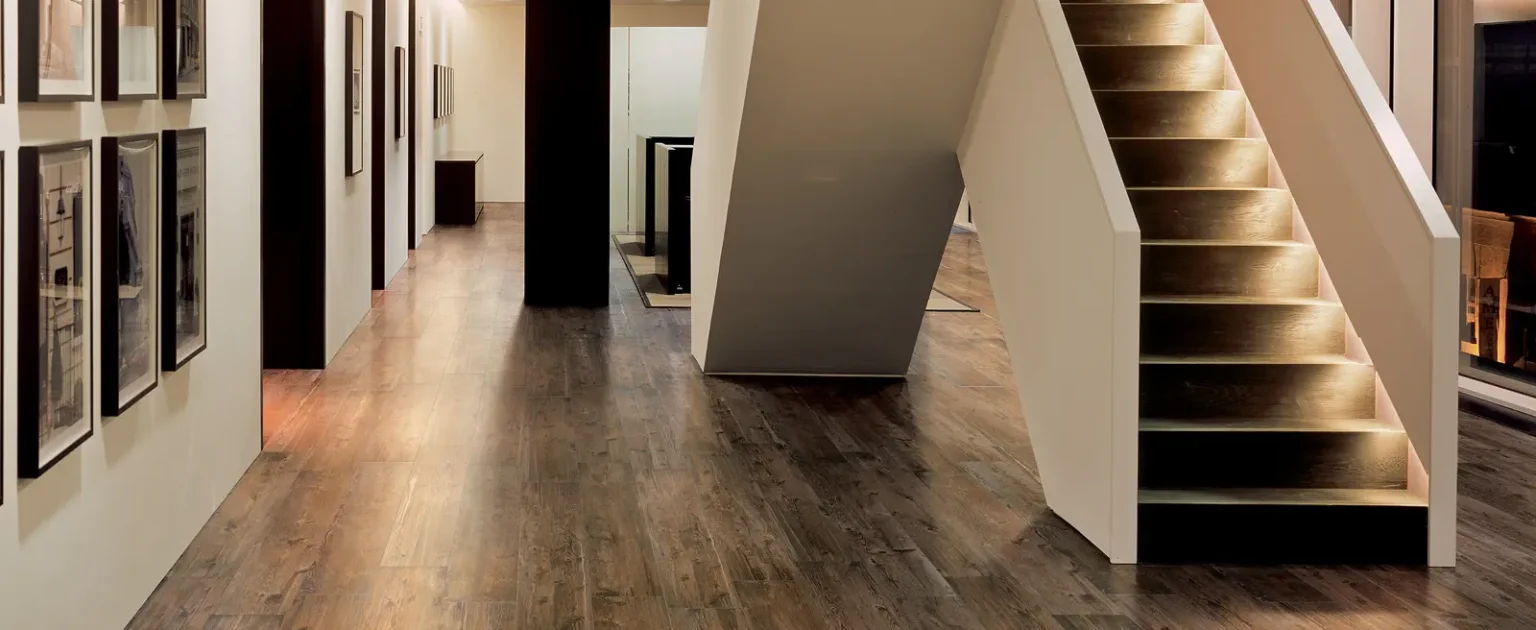 Porcelain Wood Planks – LARIX Collection_Sun